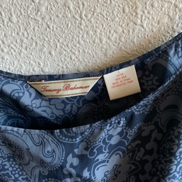 Tommy Bahama women’s top blue - Picture 2 of 3
